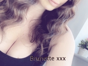 Brunette_xxx