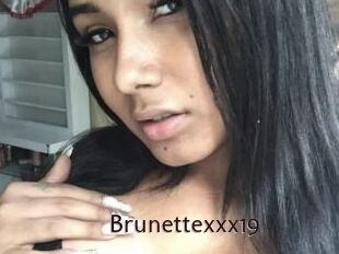 Brunettexxx19