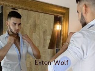 Exton_Wolf