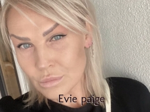 Evie_paige