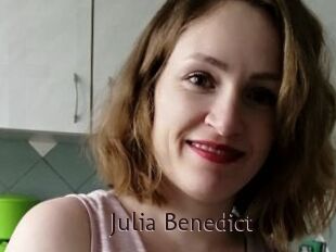 Julia_Benedict