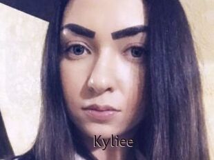 Kyliee_