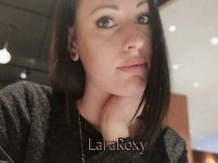 LaraRoxy