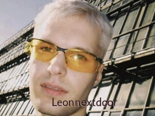 Leonnextdoor