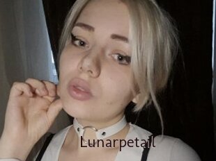 Lunarpetail