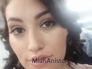 MiahAniston