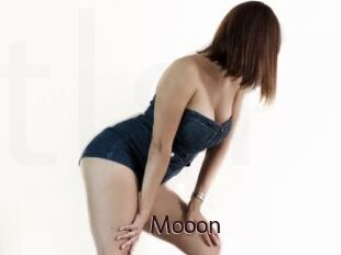 Mooon