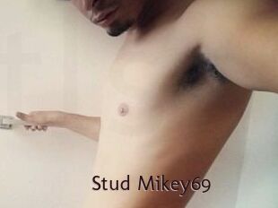 Stud_Mikey69