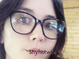 Shyhotwife