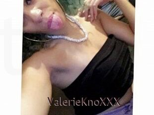 ValerieKnoXXX