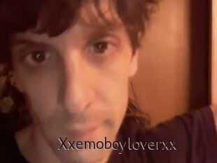 Xxemoboyloverxx